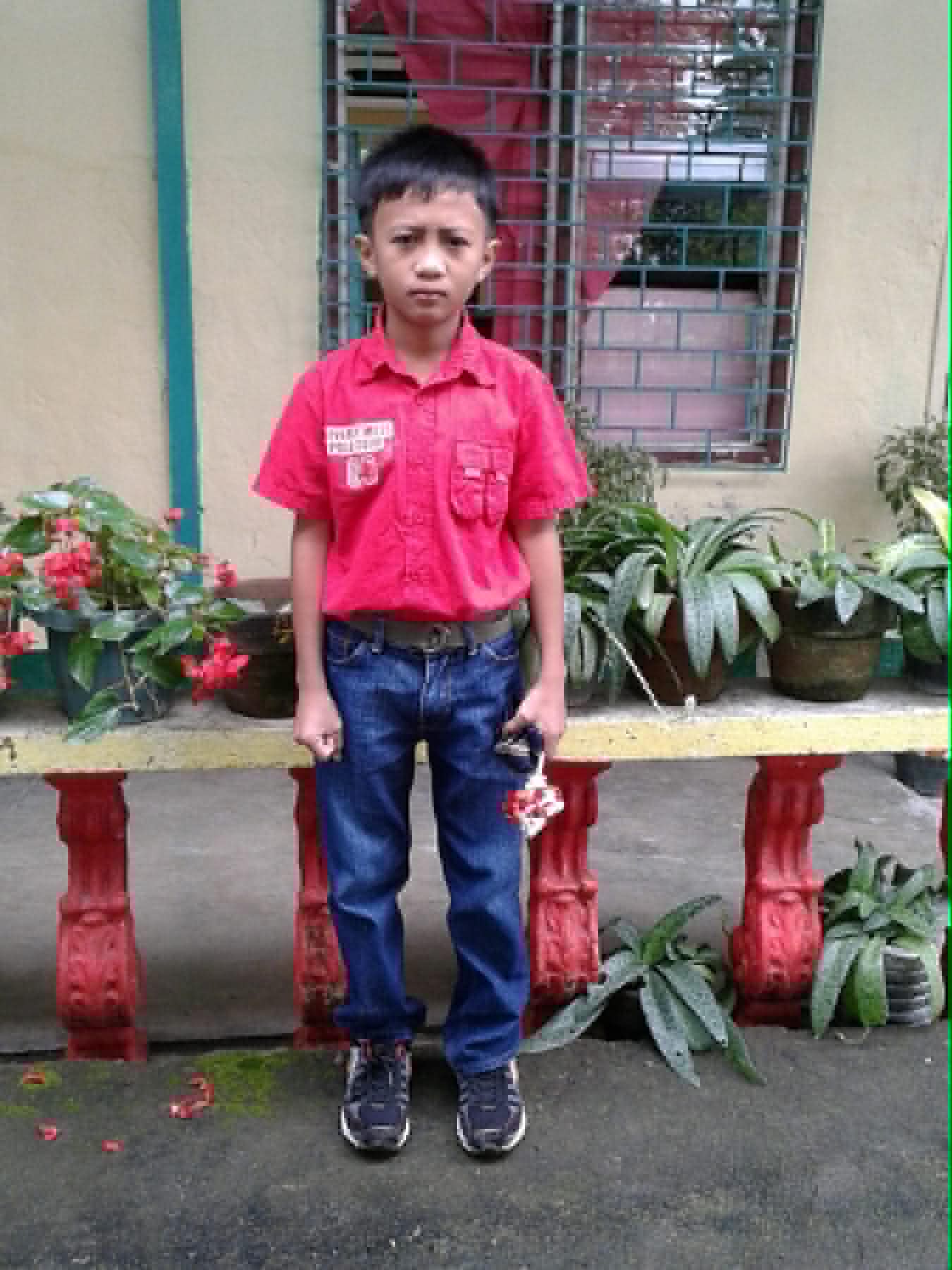 CHILD PHOTO